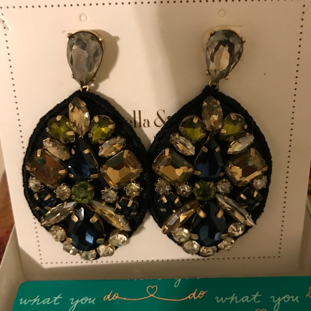Stella & Dot Morgan Jeweled  Chandelier earrings